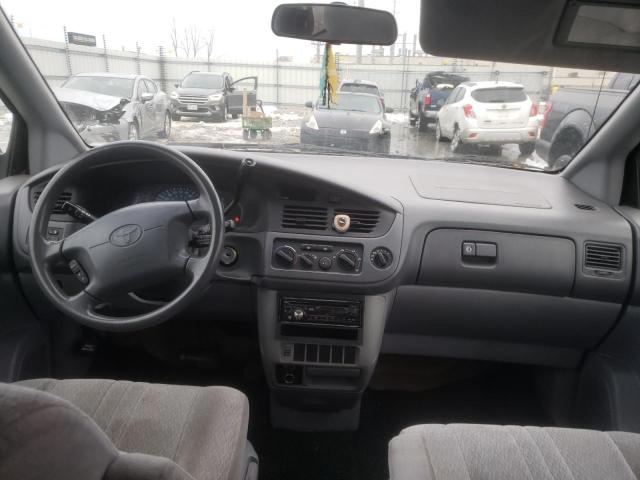 Photo 8 from auction – 2002 TOYOTA SIENNA CE with VIN 4T3ZF19C12U484879