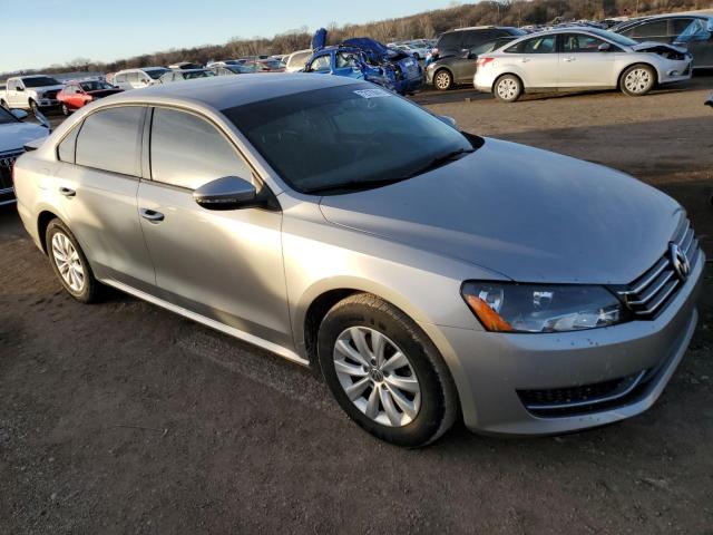 Photo 4 from auction – 2012 VOLKSWAGEN PASSAT S with VIN 1VWAH7A38CC081702