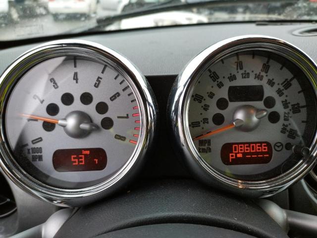 Photo 9 from auction – 2006 MINI COOPER S with VIN WMWRH335X6TK56921