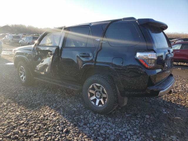 Photo 2 from auction – 2020 TOYOTA 4RUNNER SR with VIN JTEBU5JR2L5782022