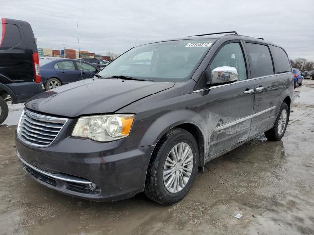 CHRYSLER TOWN & COU 2015 with VIN 2C4RC1CG0FR547006 - Photo from auction