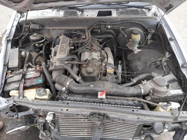 Photo 11 from auction – 1993 TOYOTA PICKUP 1/2 with VIN 4TARN81A7PZ146136