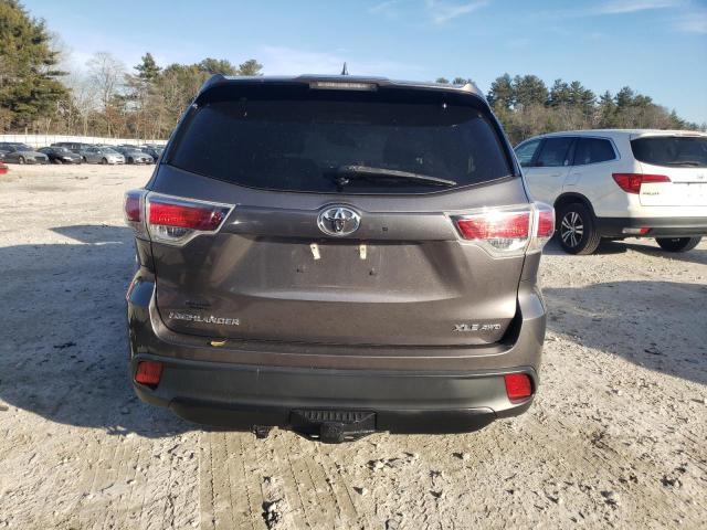 Photo 6 from auction – 2016 TOYOTA HIGHLANDER with VIN 5TDJKRFH4GS263860