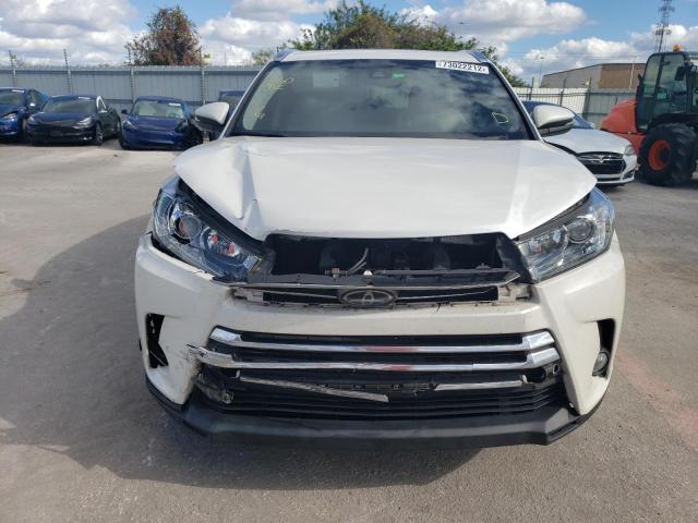 Photo 5 from auction – 2018 TOYOTA HIGHLANDER with VIN 5TDYZRFH1JS240988