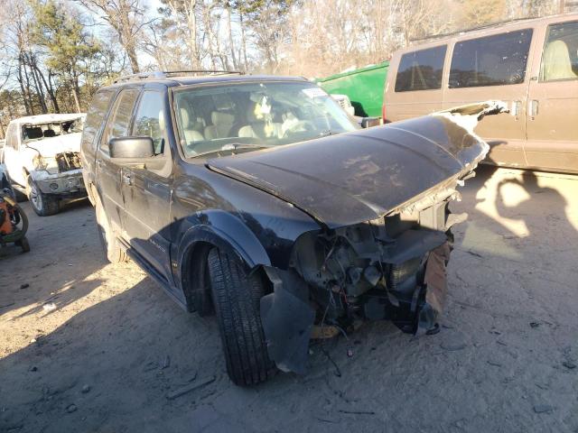 Photo 4 from auction – 2004 LINCOLN NAVIGATOR with VIN 5LMFU27R44LJ13977