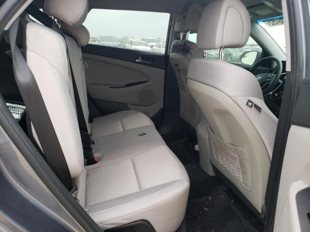 Photo 11 from auction – 2018 HYUNDAI TUCSON SEL with VIN KM8J33A44JU679145