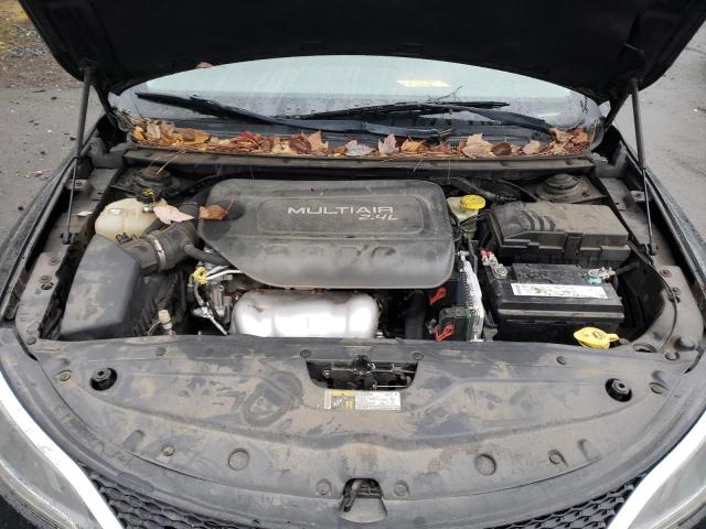 Photo 11 from auction – 2015 CHRYSLER 200 LIMITE with VIN 1C3CCCAB5FN562675