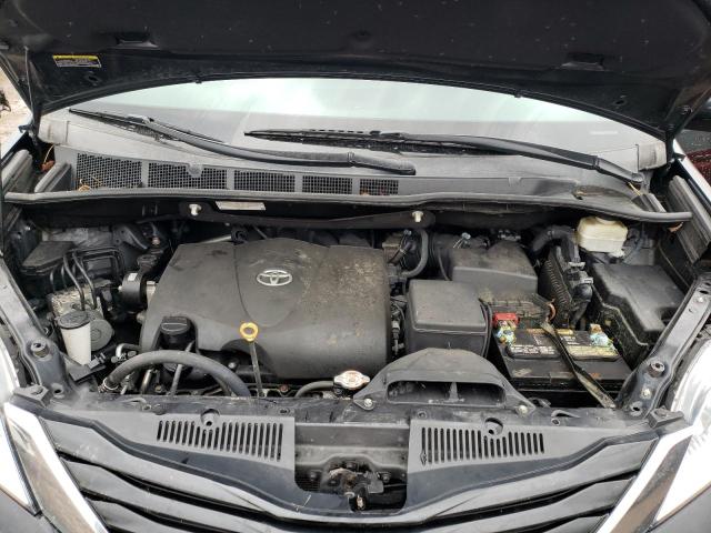 Photo 12 from auction – 2017 TOYOTA SIENNA LE with VIN 5TDKZ3DC8HS798714