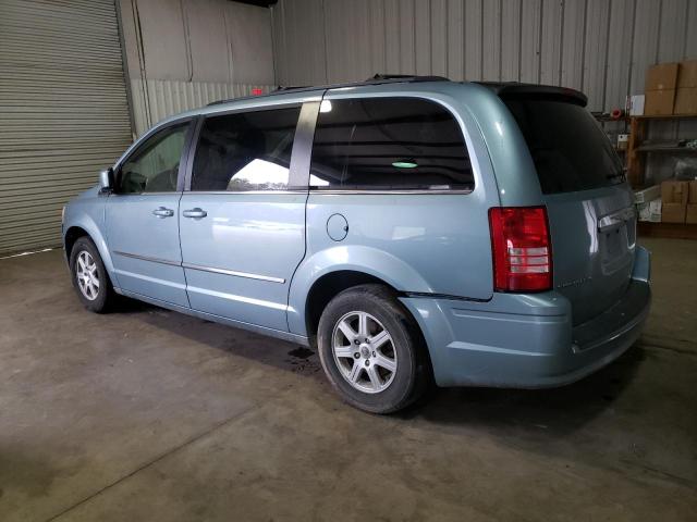 Photo 2 from auction – 2010 CHRYSLER TOWN & COU with VIN 2A4RR5D17AR493609