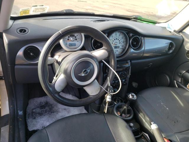 Photo 8 from auction – 2005 MINI COOPER with VIN WMWRC33585TK61452