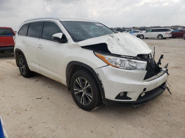 Photo 4 from auction – 2016 TOYOTA HIGHLANDER with VIN 5TDKKRFH5GS505141
