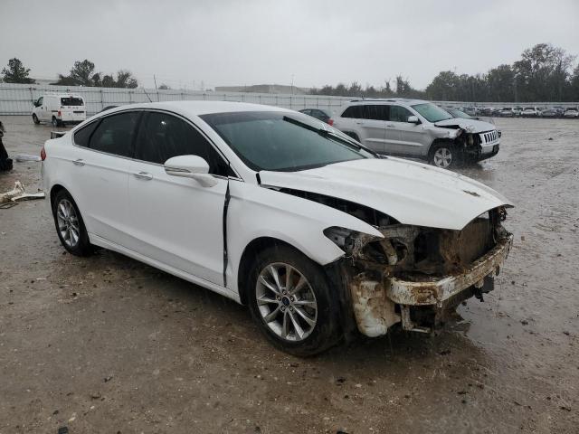 Photo 4 from auction – 2017 FORD FUSION SE with VIN 3FA6P0HD0HR114823