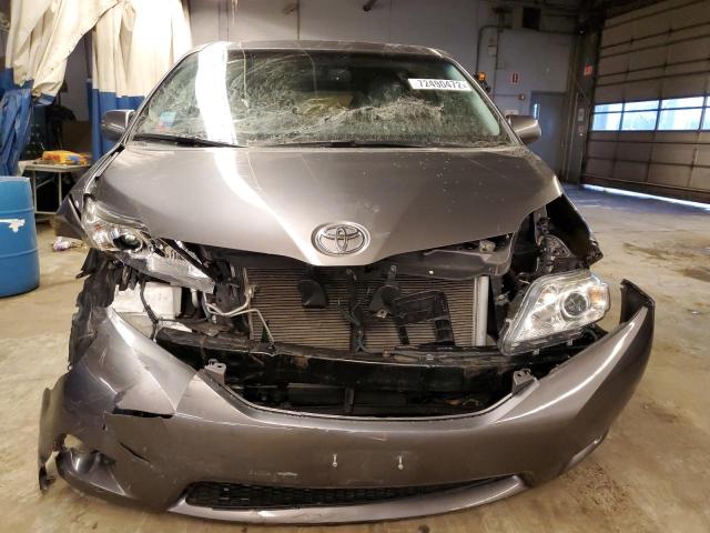 Photo 5 from auction – 2015 TOYOTA SIENNA XLE with VIN 5TDDK3DCXFS125773