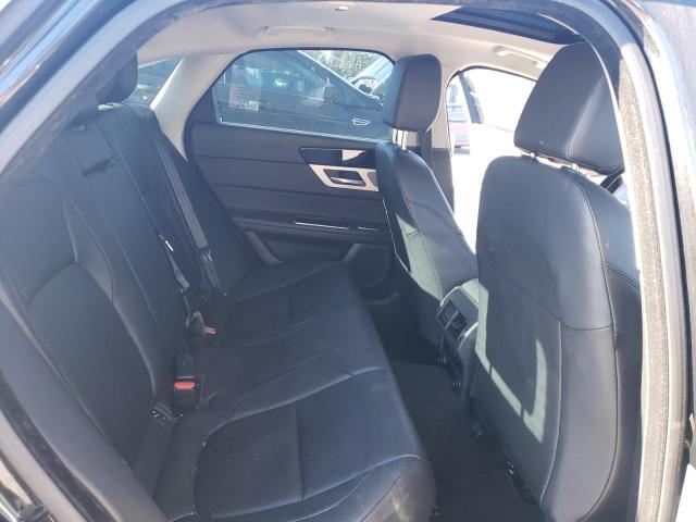 Photo 10 from auction – 2016 JAGUAR XF PREMIUM with VIN SAJBJ4BV4GCY21425