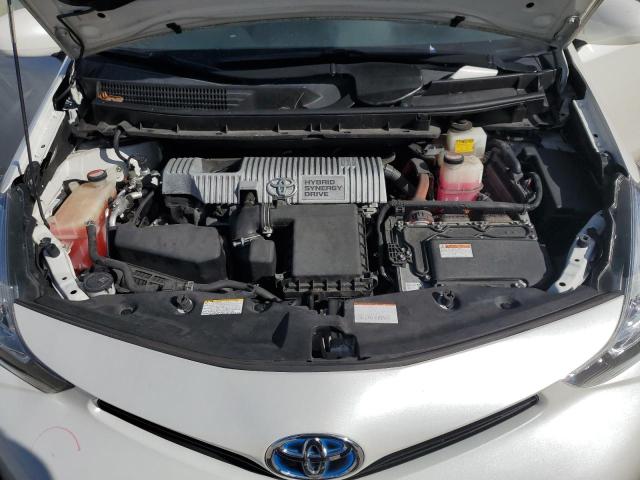 Photo 11 from auction – 2016 TOYOTA PRIUS V with VIN JTDZN3EU1GJ048522