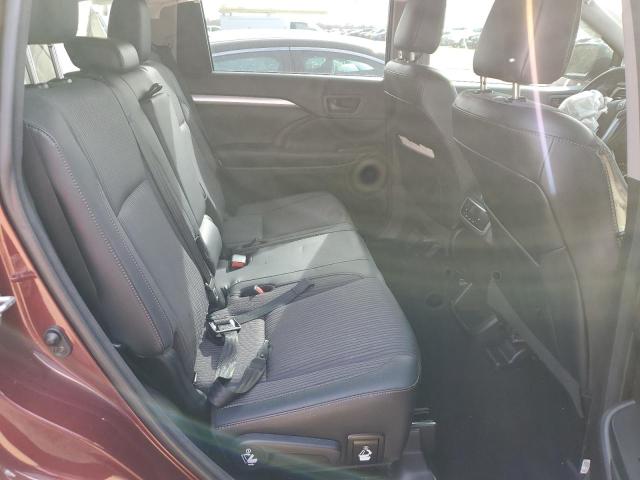 Photo 11 from auction – 2017 TOYOTA HIGHLANDER with VIN 5TDZZRFH1HS228838
