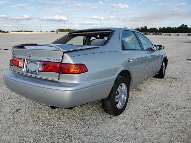 Photo 3 from auction – 2000 TOYOTA CAMRY CE with VIN 4T1BG22K8YU011469