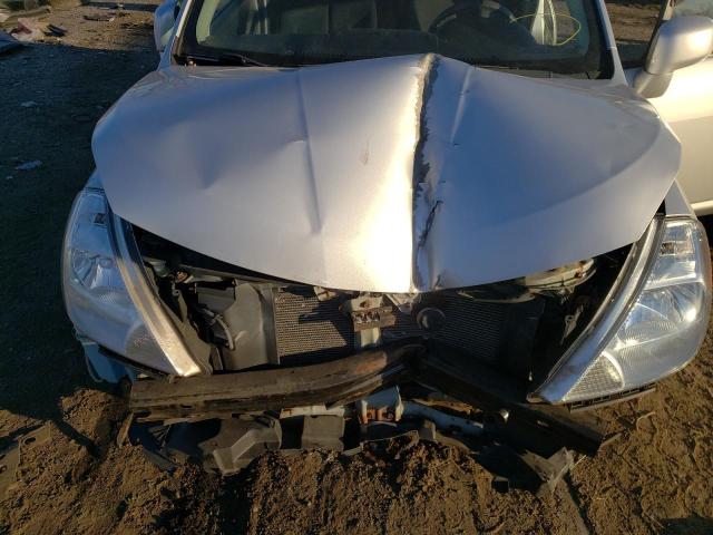 Photo 11 from auction – 2011 NISSAN VERSA S with VIN 3N1BC1CP3BL396237