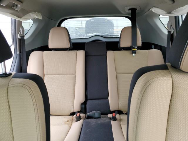 Photo 10 from auction – 2017 TOYOTA RAV4 XLE with VIN 2T3WFREV1HW404885