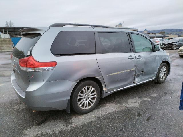 Photo 3 from auction – 2011 TOYOTA SIENNA XLE with VIN 5TDYK3DC8BS131227