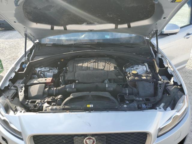 Photo 11 from auction – 2017 JAGUAR F-PACE S with VIN SADCM2BVXHA896985