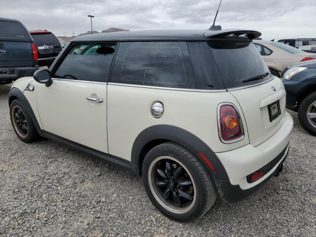 Photo 2 from auction – 2010 MINI COOPER S with VIN WMWMF7C5XATZ34440