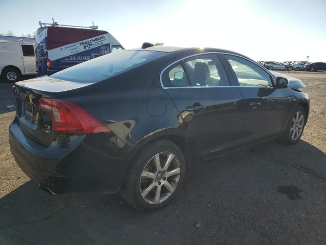 Photo 3 from auction – 2016 VOLVO S60 PREMIE with VIN YV1612TK2G2390804