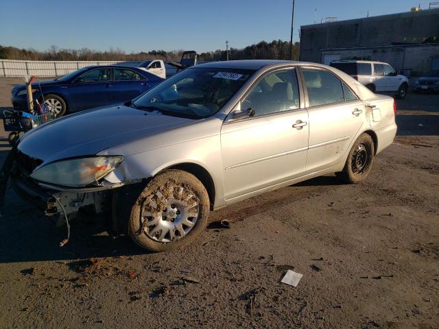 TOYOTA CAMRY LE 2004 with VIN 4T1BE30K04U839749 - Photo from auction