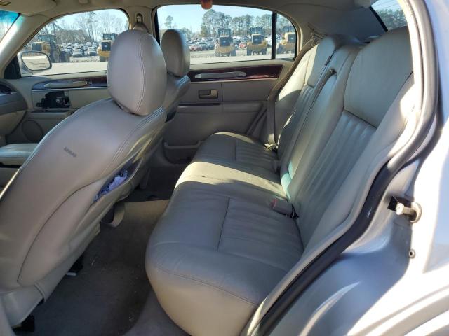 Photo 10 from auction – 2004 LINCOLN TOWN CAR E with VIN 1LNHM81W44Y619793