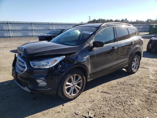 FORD ESCAPE SE 2017 with VIN 1FMCU9GD8HUE82683 - Photo from auction