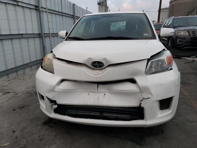Photo 5 from auction – 2012 TOYOTA SCION XD with VIN JTKKU4B47C1024873