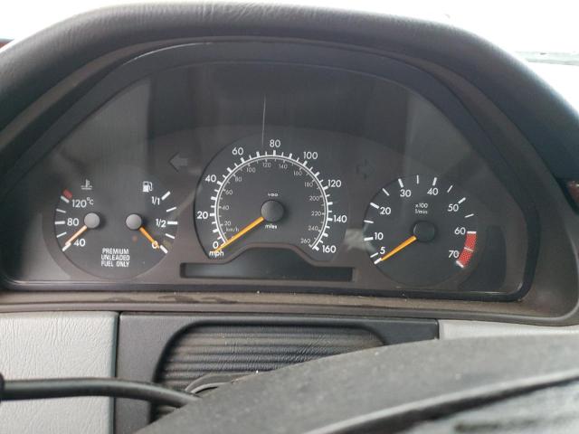 Photo 9 from auction – 1998 MERCEDES-BENZ E 320 with VIN WDBJF65F3WA594121