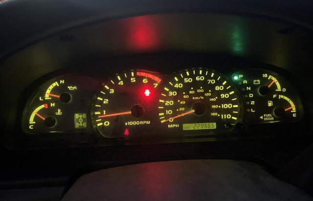 Фото 8 с аукциона – 2002 TOYOTA SEQUOIA LI с VIN 5TDBT48A02S098192