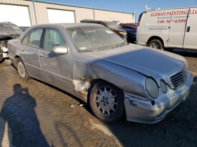 Photo 4 from auction – 2000 MERCEDES-BENZ E 320 with VIN WDBJF65J5YB157030