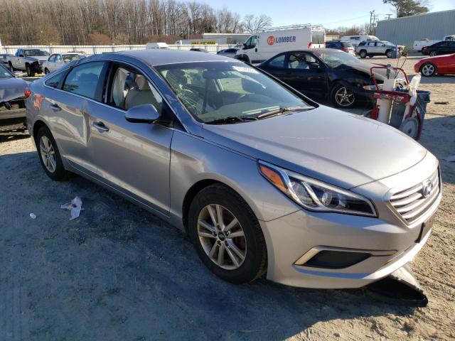 Photo 4 from auction – 2017 HYUNDAI SONATA SE with VIN 5NPE24AF0HH522250