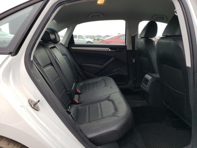 Photo 10 from auction – 2014 VOLKSWAGEN PASSAT S with VIN 1VWAT7A32EC090820