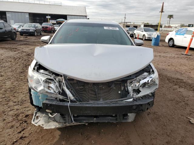 Photo 5 from auction – 2014 TOYOTA CAMRY L with VIN 4T4BF1FK5ER442571