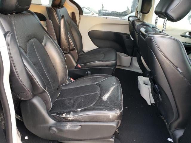 Photo 11 from auction – 2018 CHRYSLER PACIFICA H with VIN 2C4RC1N79JR359459