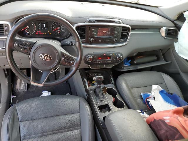 Photo 8 from auction – 2016 KIA SORENTO EX with VIN 5XYPH4A10GG181305