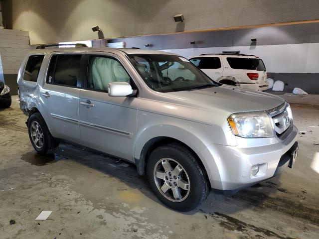 Photo 4 from auction – 2011 HONDA PILOT TOUR with VIN 5FNYF4H95BB074479