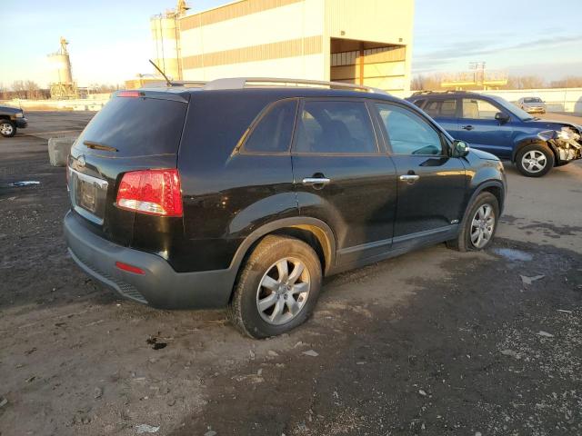 Photo 3 from auction – 2013 KIA SORENTO LX with VIN 5XYKTDA28DG413677