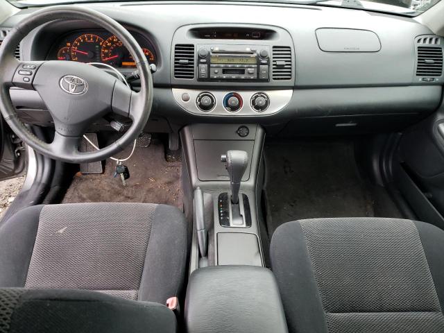 Photo 8 from auction – 2005 TOYOTA CAMRY LE with VIN 4T1BE30K45U556904