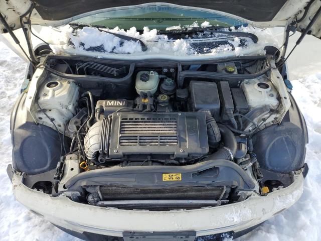 Photo 11 from auction – 2006 MINI COOPER S with VIN WMWRE33546TL21805