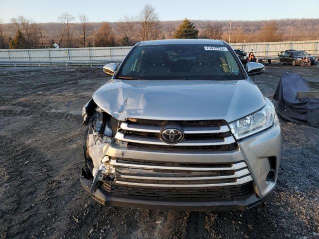 Photo 5 from auction – 2019 TOYOTA HIGHLANDER with VIN 5TDBZRFH7KS986756