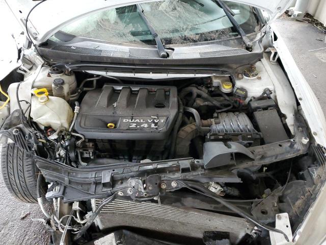 Photo 11 from auction – 2014 CHRYSLER 200 TOURIN with VIN 1C3CCBBB9EN120215