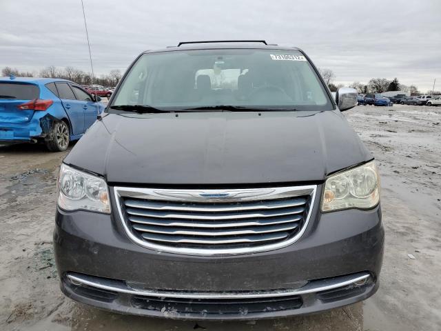 Photo 5 from auction – 2015 CHRYSLER TOWN & COU with VIN 2C4RC1CG0FR547006
