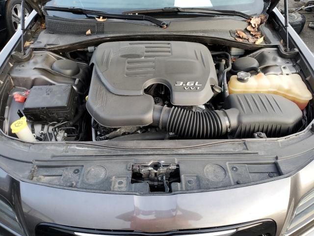 Photo 11 from auction – 2014 CHRYSLER 300 S with VIN 2C3CCABG2EH352217