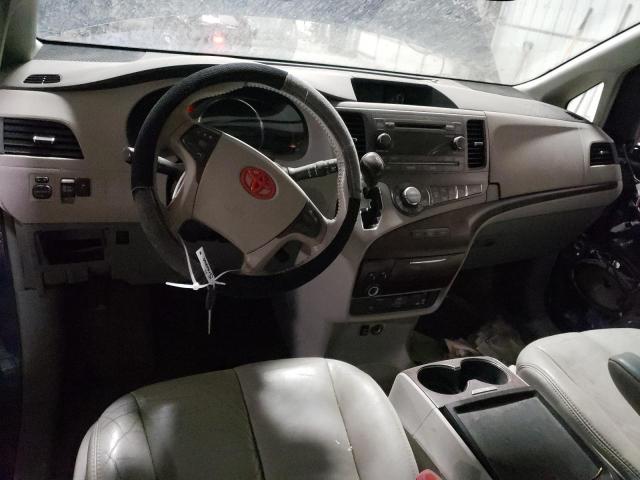 Photo 8 from auction – 2011 TOYOTA SIENNA XLE with VIN 5TDYK3DC1BS171925