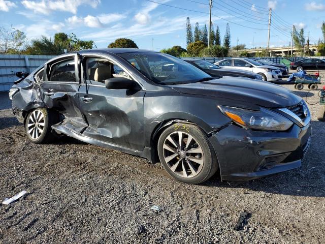 Photo 4 from auction – 2017 NISSAN ALTIMA 2.5 with VIN 1N4AL3AP1HC166732