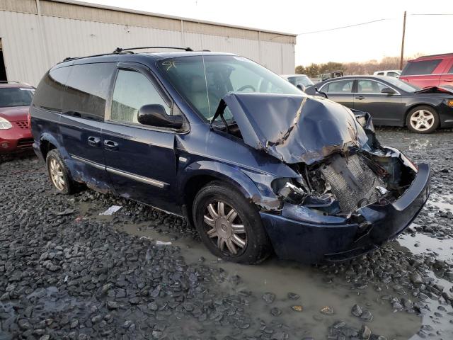 Photo 4 from auction – 2005 CHRYSLER TOWN AND C with VIN 2C4GP54L05R281225